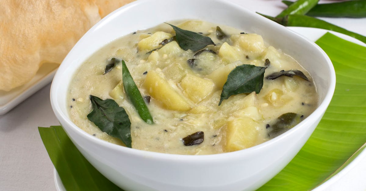 découvrez une recette savoureuse de poisson au curry de noix de coco, un plat exotique et parfumé qui ravira vos papilles.