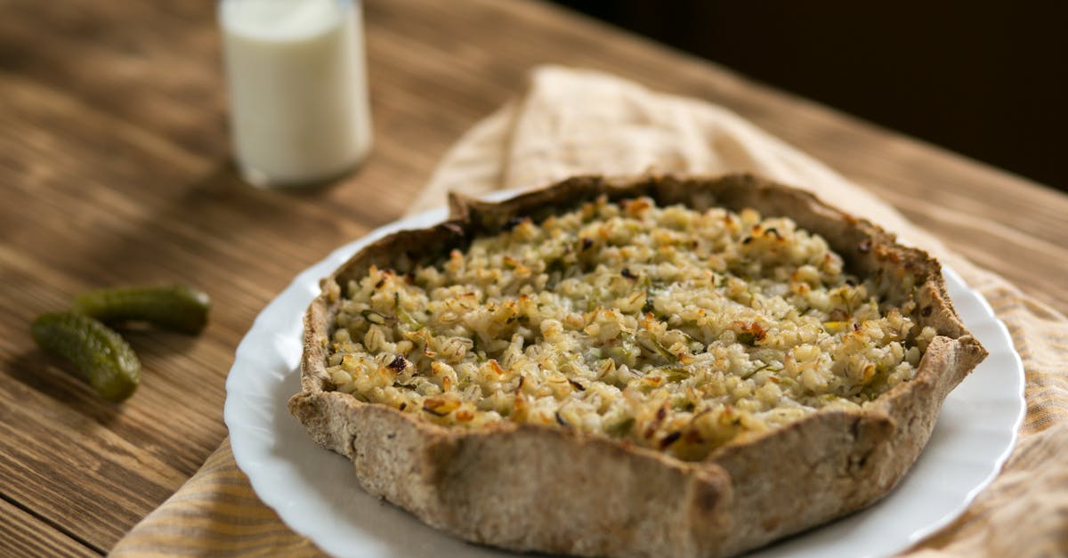 découvrez notre quiche aux poireaux et fromage de chèvre, une recette savoureuse et facile à préparer pour un repas gourmand.