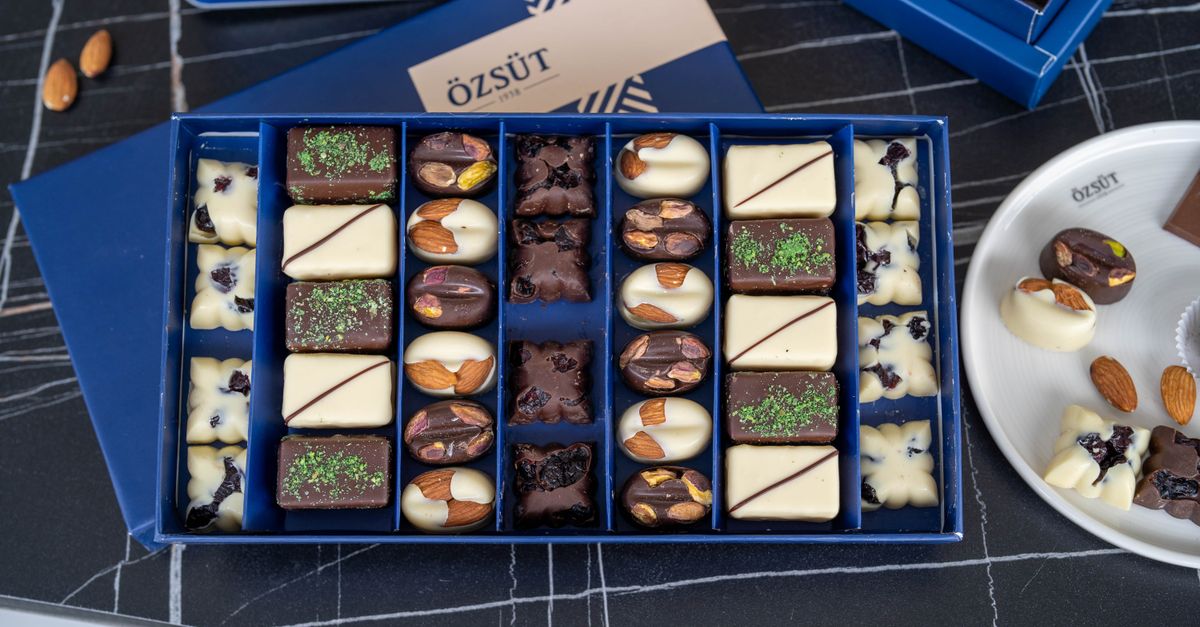découvrez nos délicieux chocolats mendants, une gourmandise artisanale alliant chocolat fin et fruits secs pour un plaisir croquant et fondant.